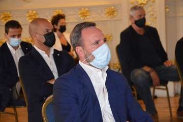 Conferencia de Héctor Suárez en la capital grancanaria/TA.